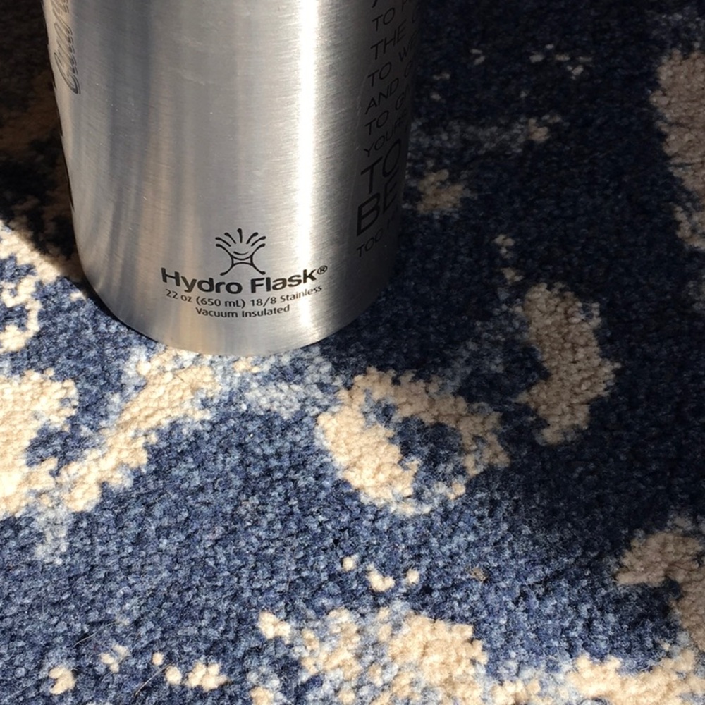 Hydro Flask bottle - Picture 3 of 7